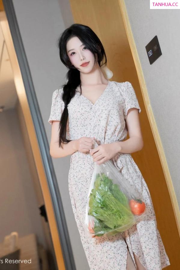 陈若依 抖娘利世 [XiuRen]高清写真图 2024.02.22 No.8130 利世 美腿丝袜第16张图片